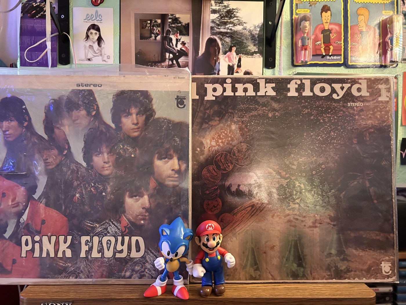 Pink Floyd vinyl record on turntable